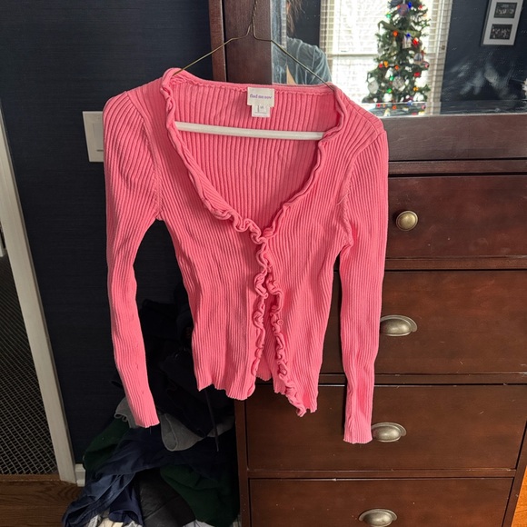 Pink Ruffled Cardigan - Picture 5 of 6